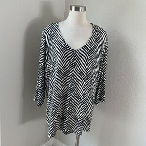 Susan Graver Weekend Womens Plus 2X Zebra Print V Neck Tunic Top Liquid Knit